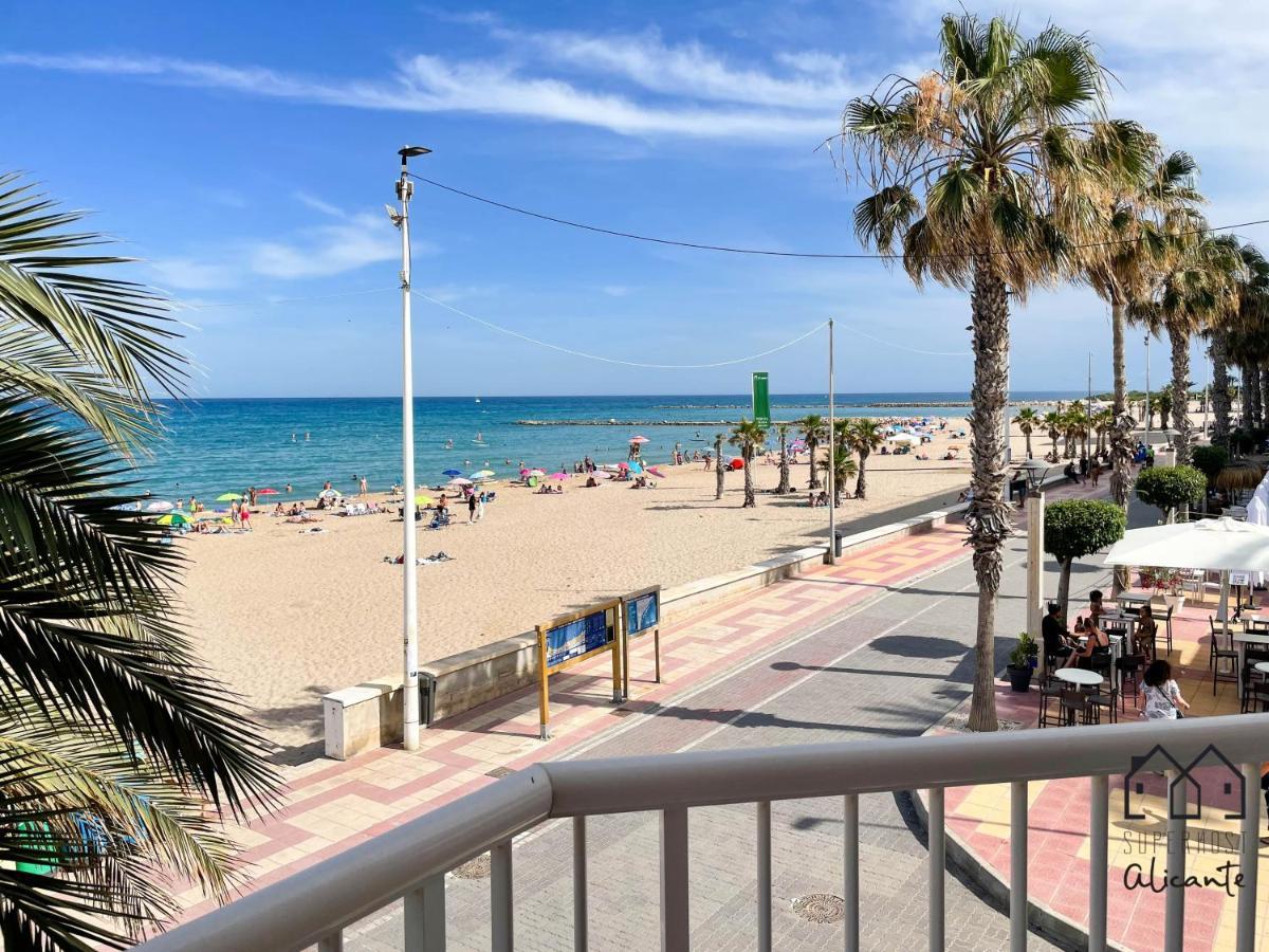 Maravillosas Vistas A La Bonita Playa De Campello. El Campello Bagian luar foto