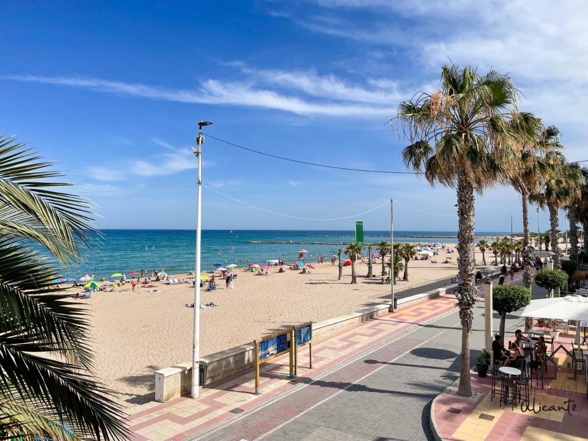 Maravillosas Vistas A La Bonita Playa De Campello. El Campello Bagian luar foto
