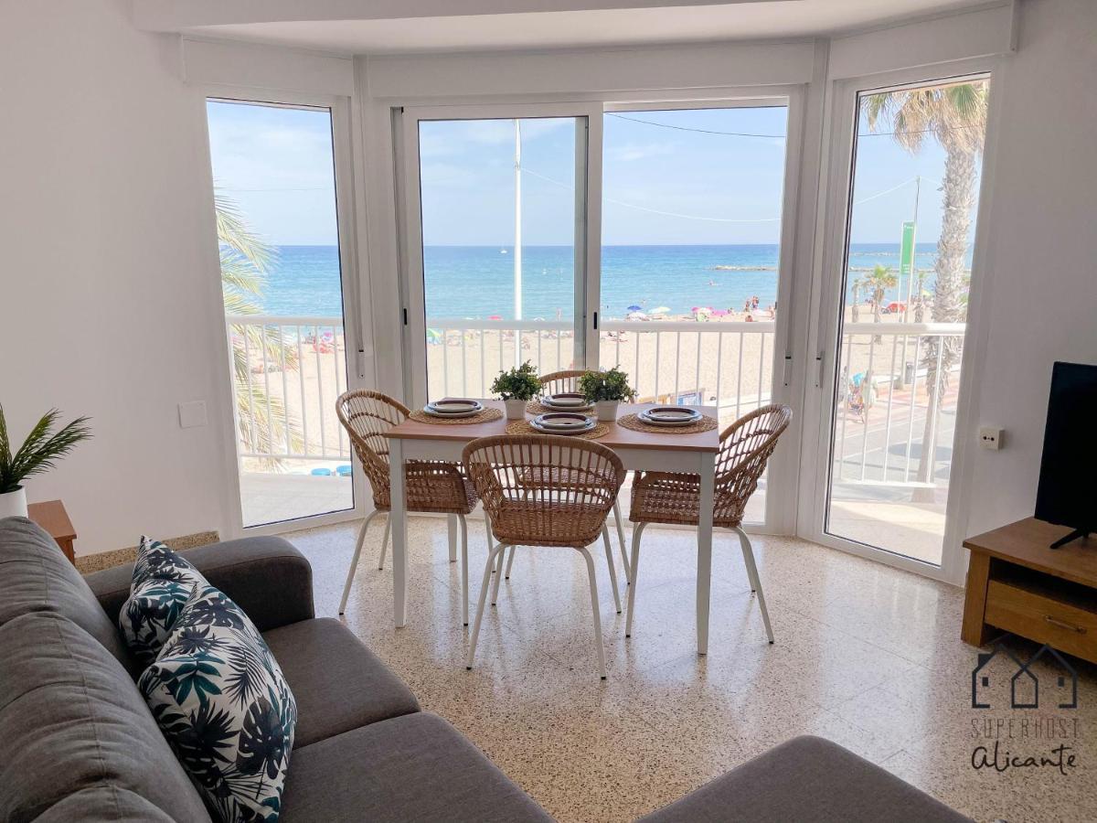 Maravillosas Vistas A La Bonita Playa De Campello. El Campello Bagian luar foto